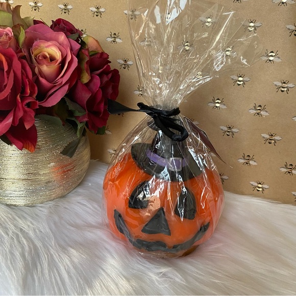 Moonlight Manor Jack O Lantern Candle With Witch Hat - Picture 9 of 9